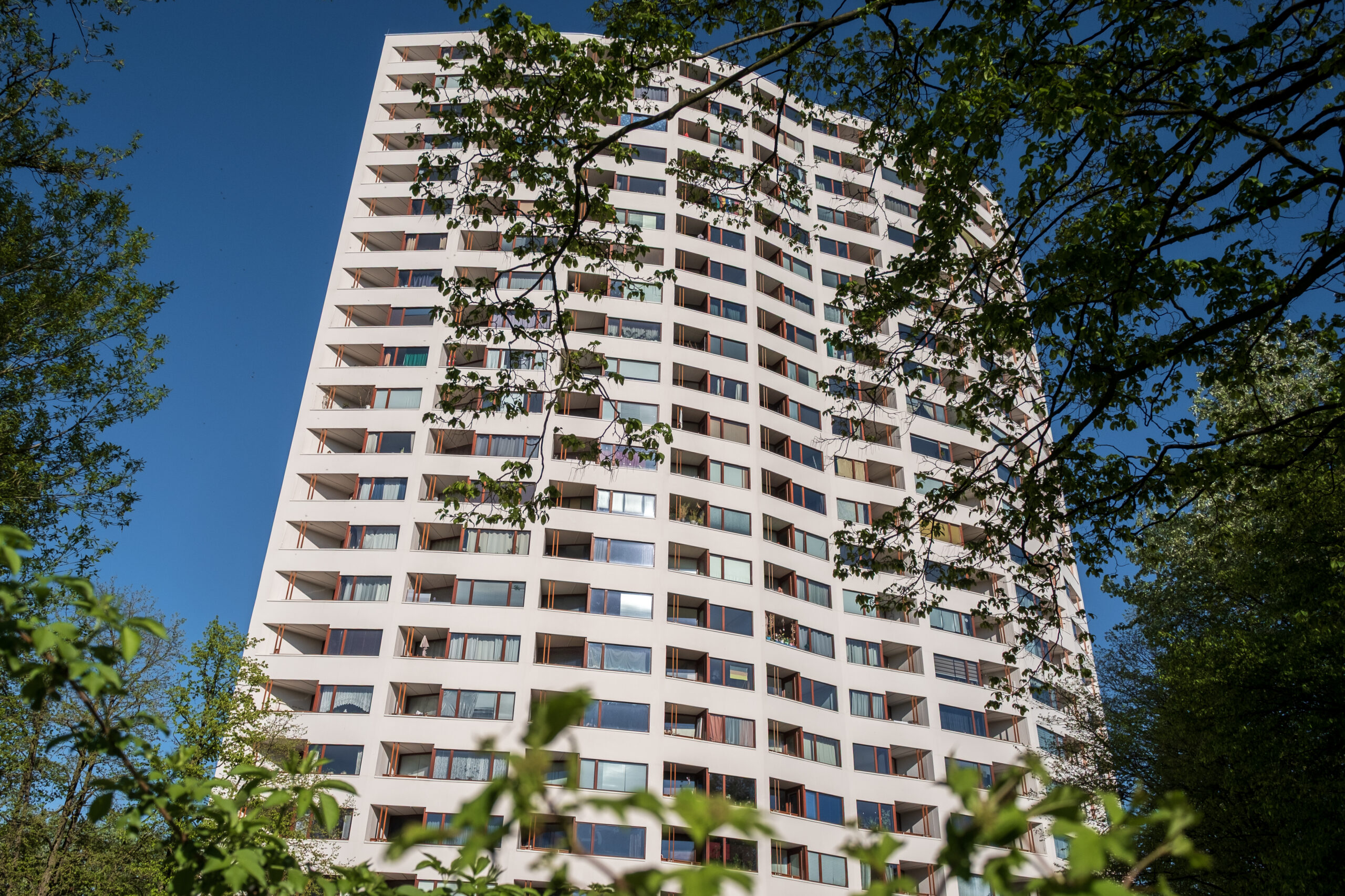 Aalto-Hochhaus in Bremen als Ziel einer architekturhistorischen Stadtführung